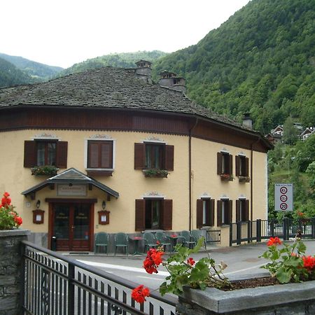 Hotel Residence Giardini 피오데 외부 사진